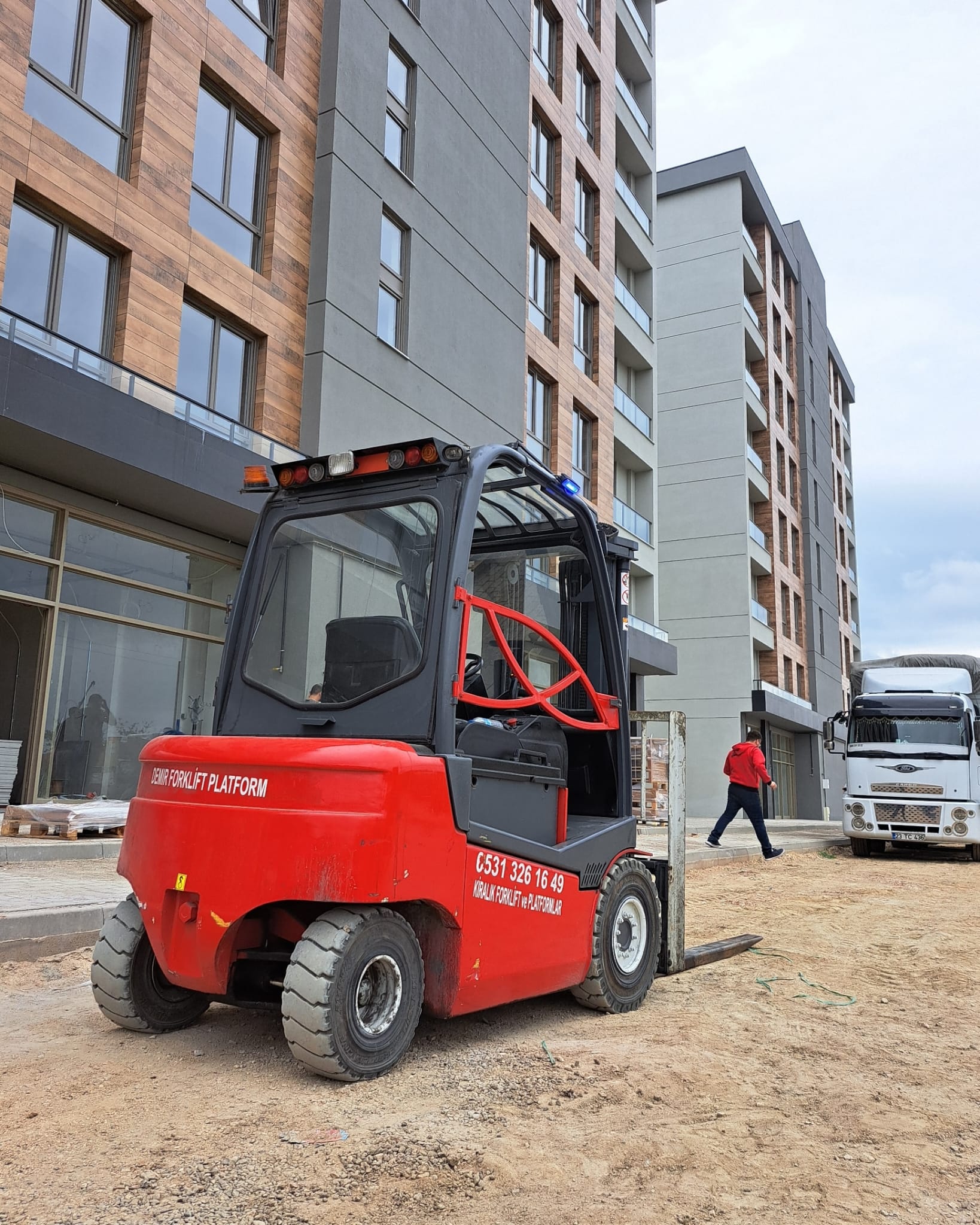 Elektrikli Forklift Kiralama