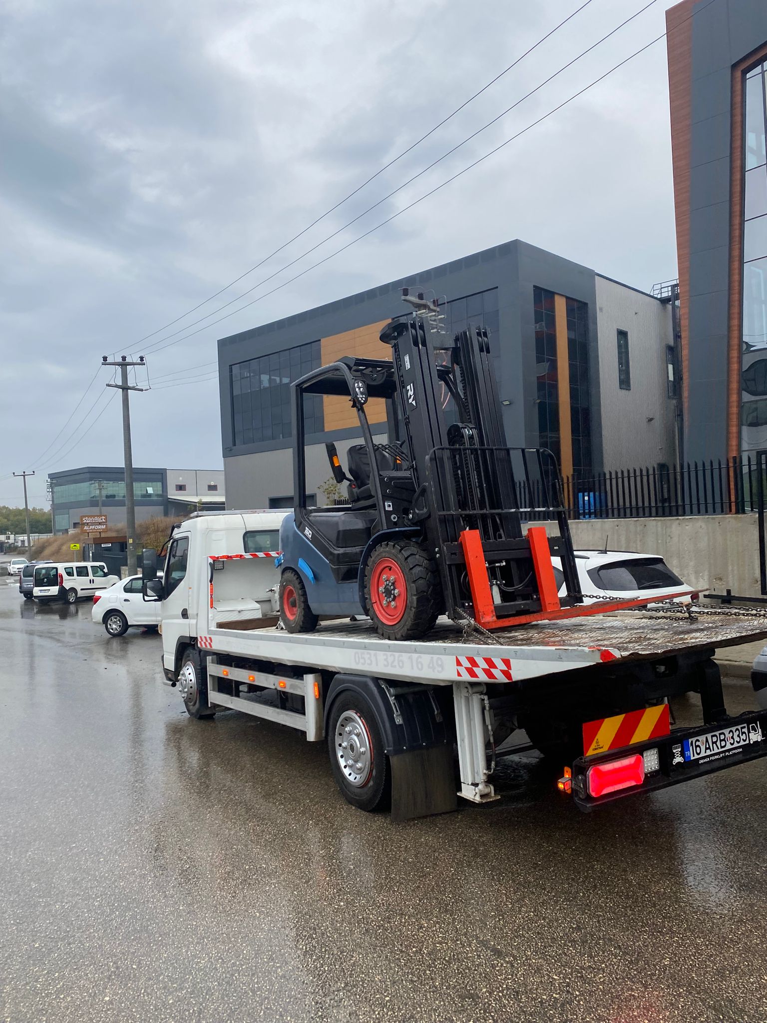 Forklift Nakliye